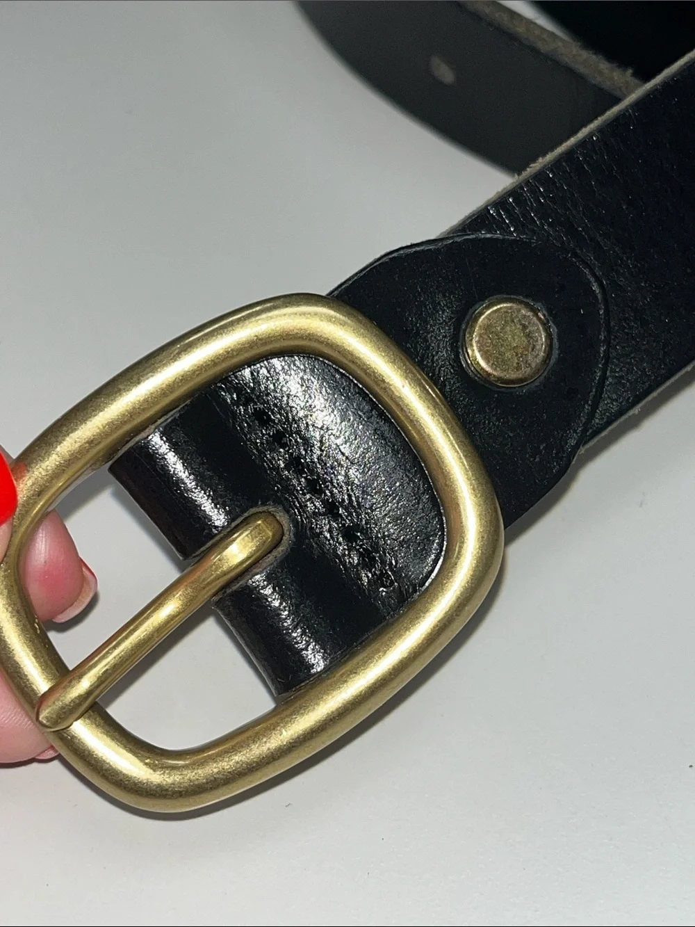 Source Unknown Black Leather Belt with Brass-Tone Buckle